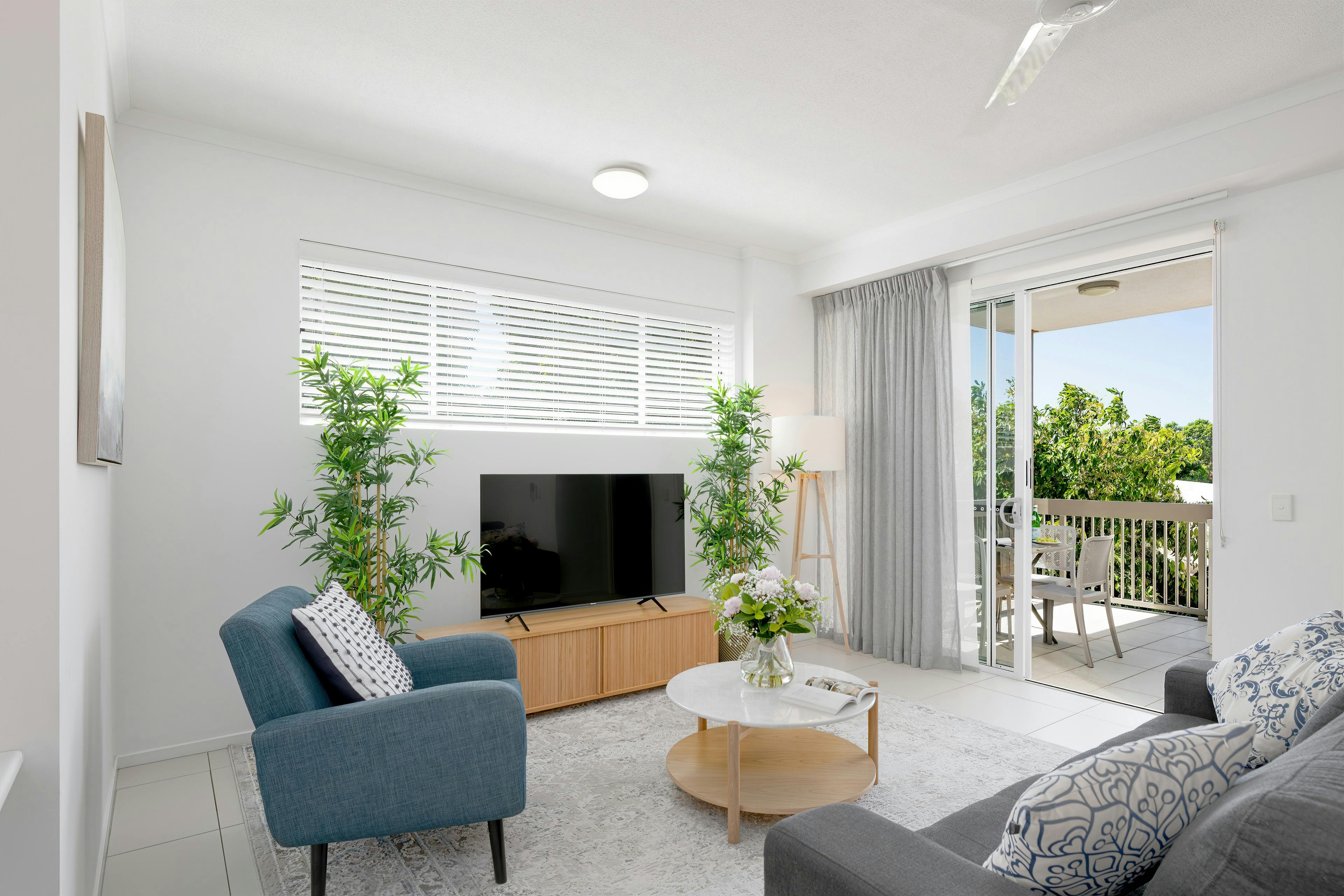 2 Bedroom 2 Bathroom Queen Room