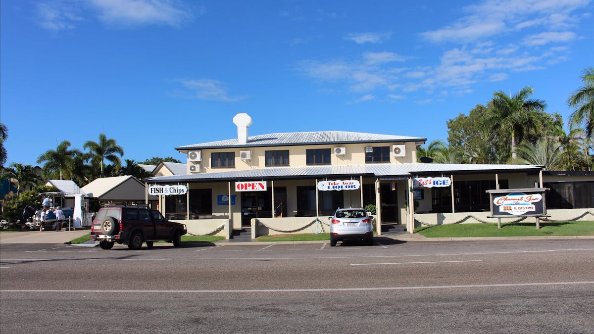 Channel Inn Bar & Bistro