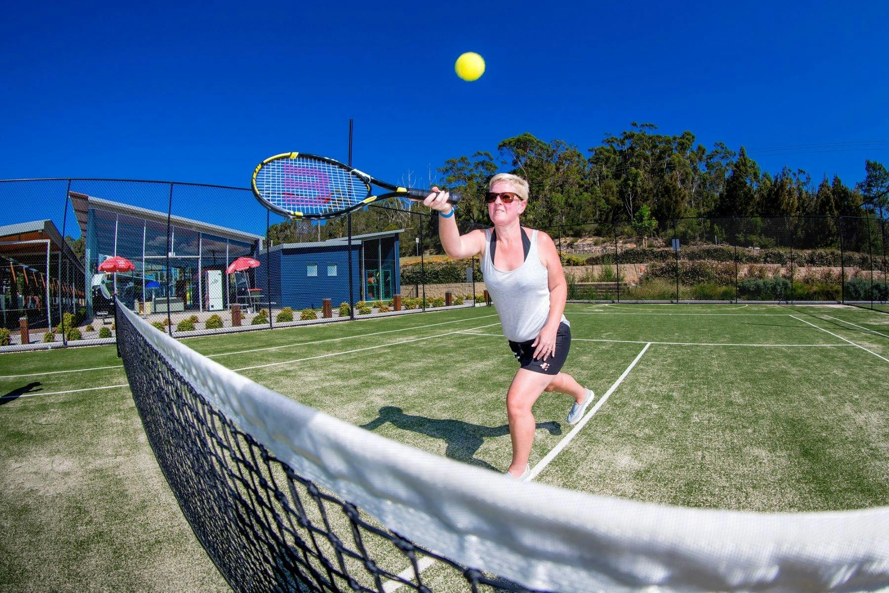 BIG4 Ingenia Holidays Lake Conjola Tennisplatz