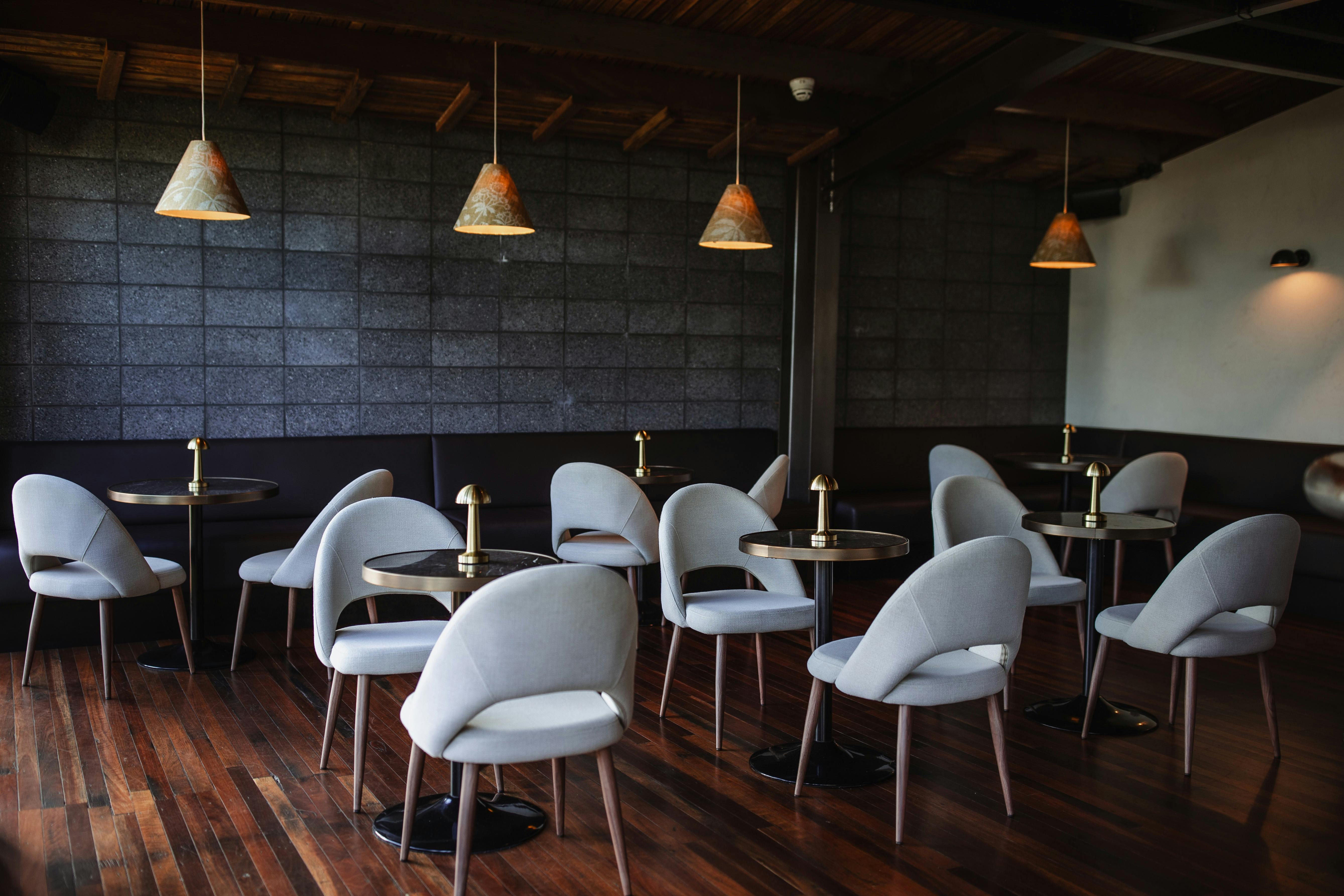 Herve's Bar