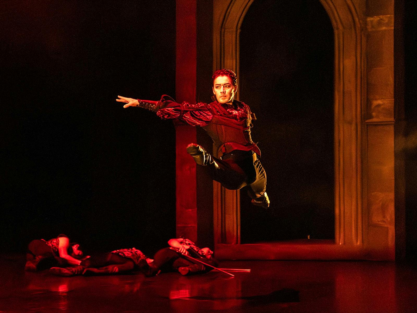 Dracula: Ballet at its Darkest