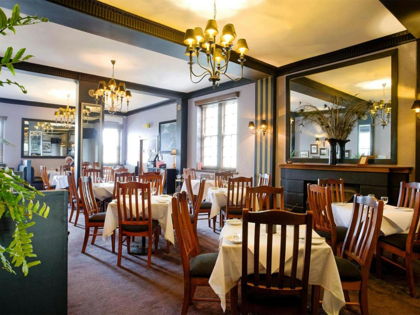 ダイニングルーム