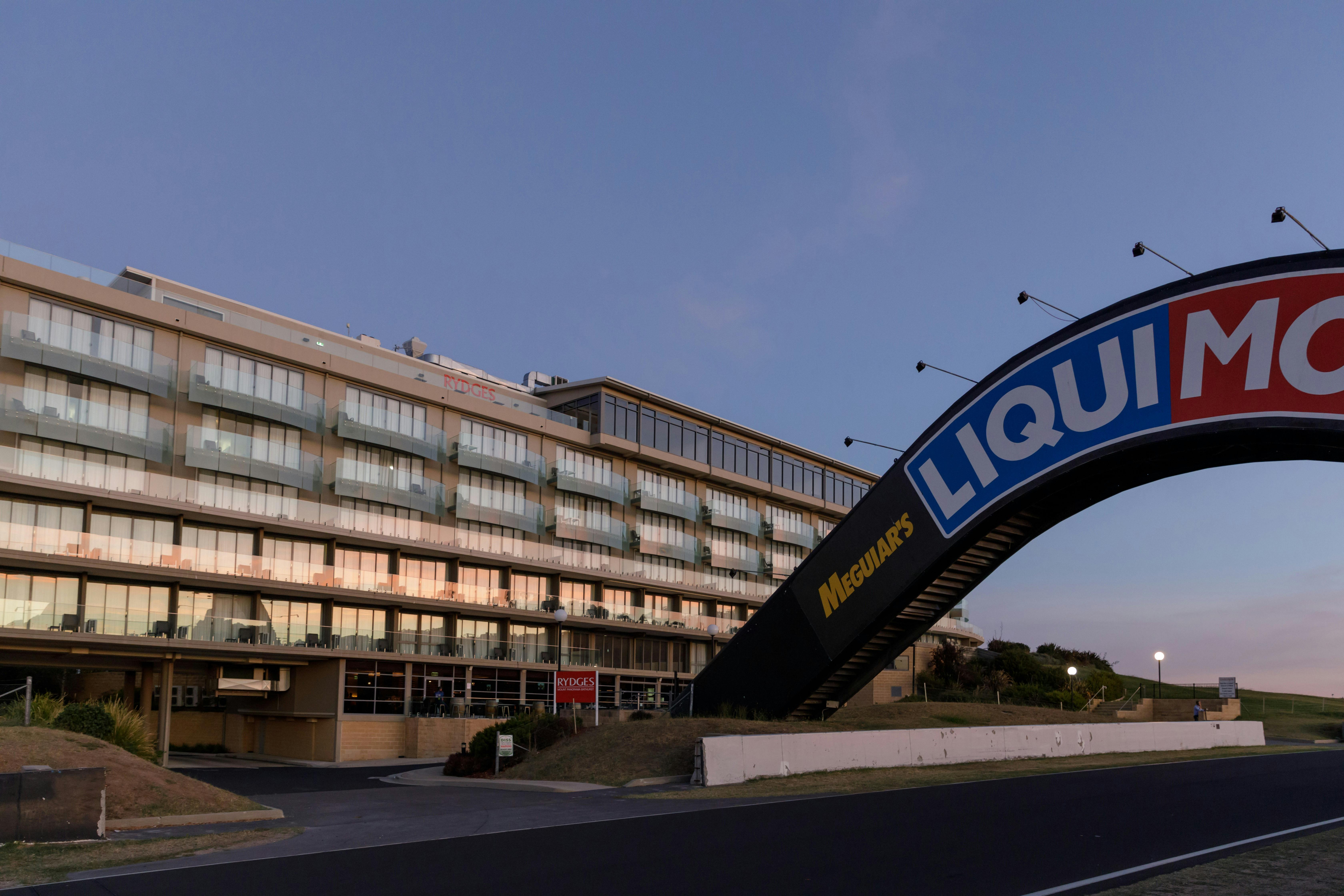 Rydges Mount Panorama Bathurst