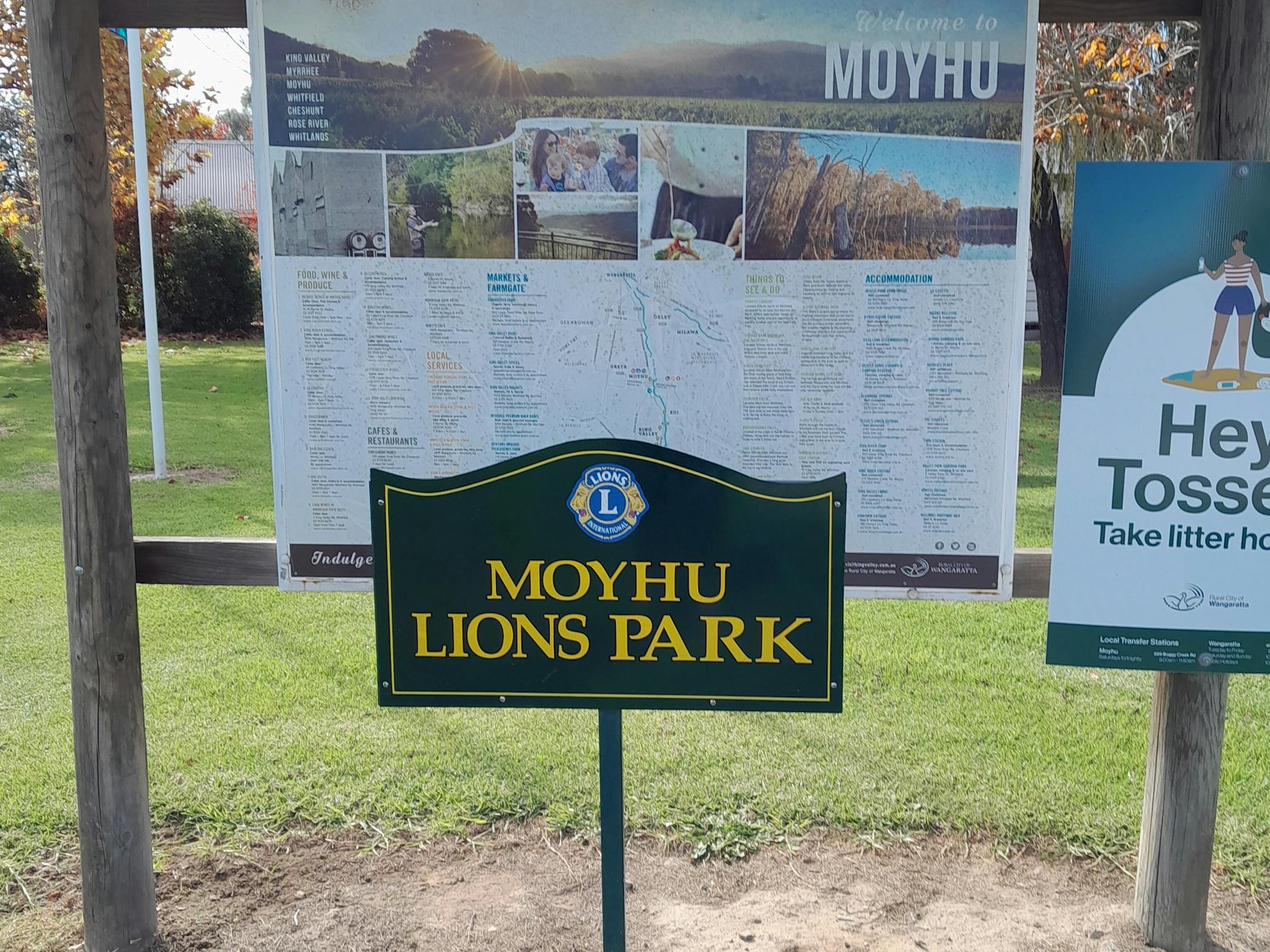 Information Board and sign at Moyhu Lions Park