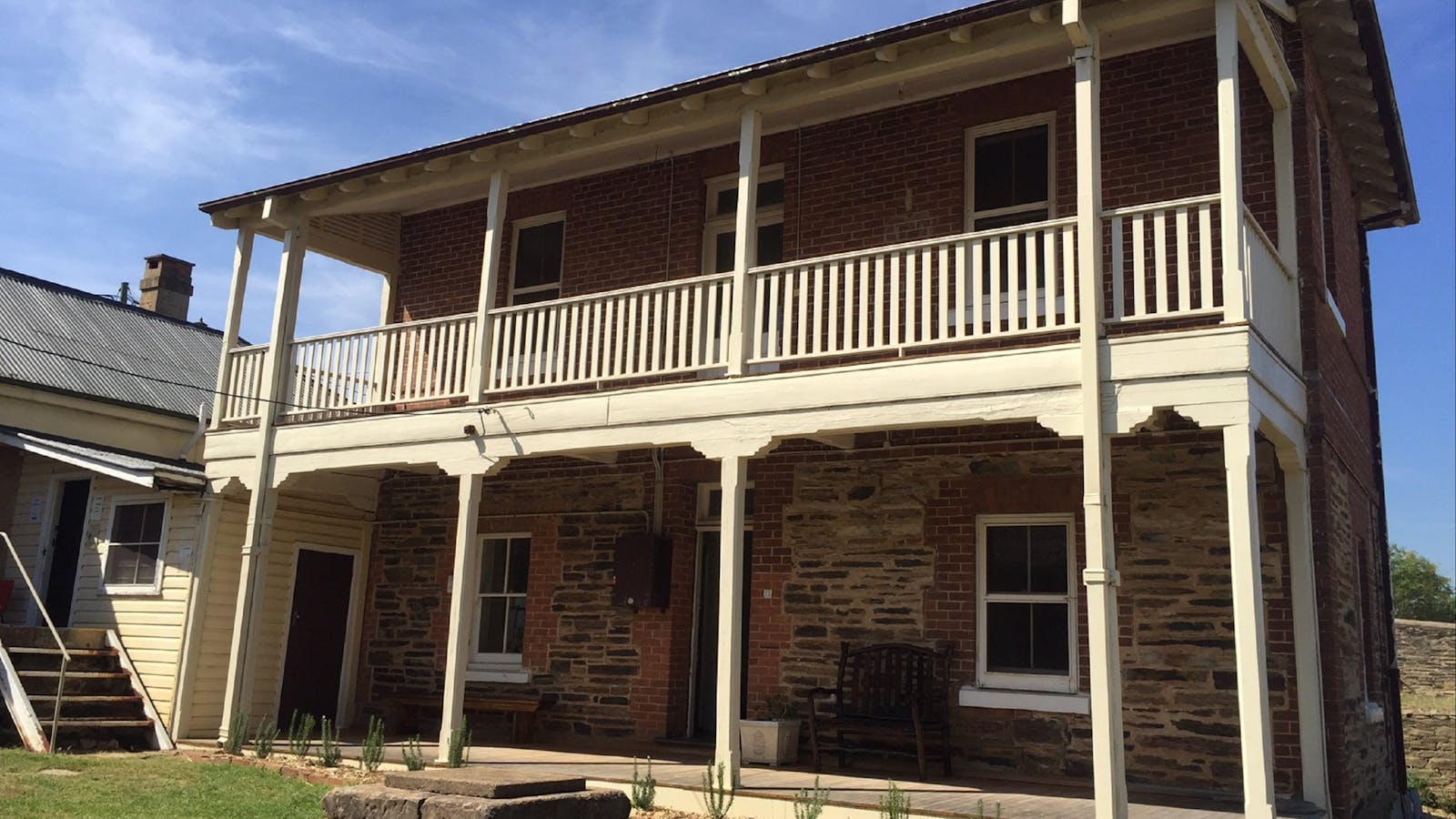 The Old Gundagai Gaol
