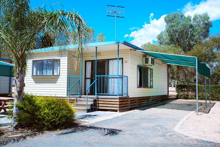 Standard Holiday Unit