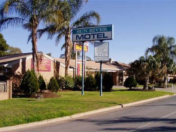 Sun River Motel