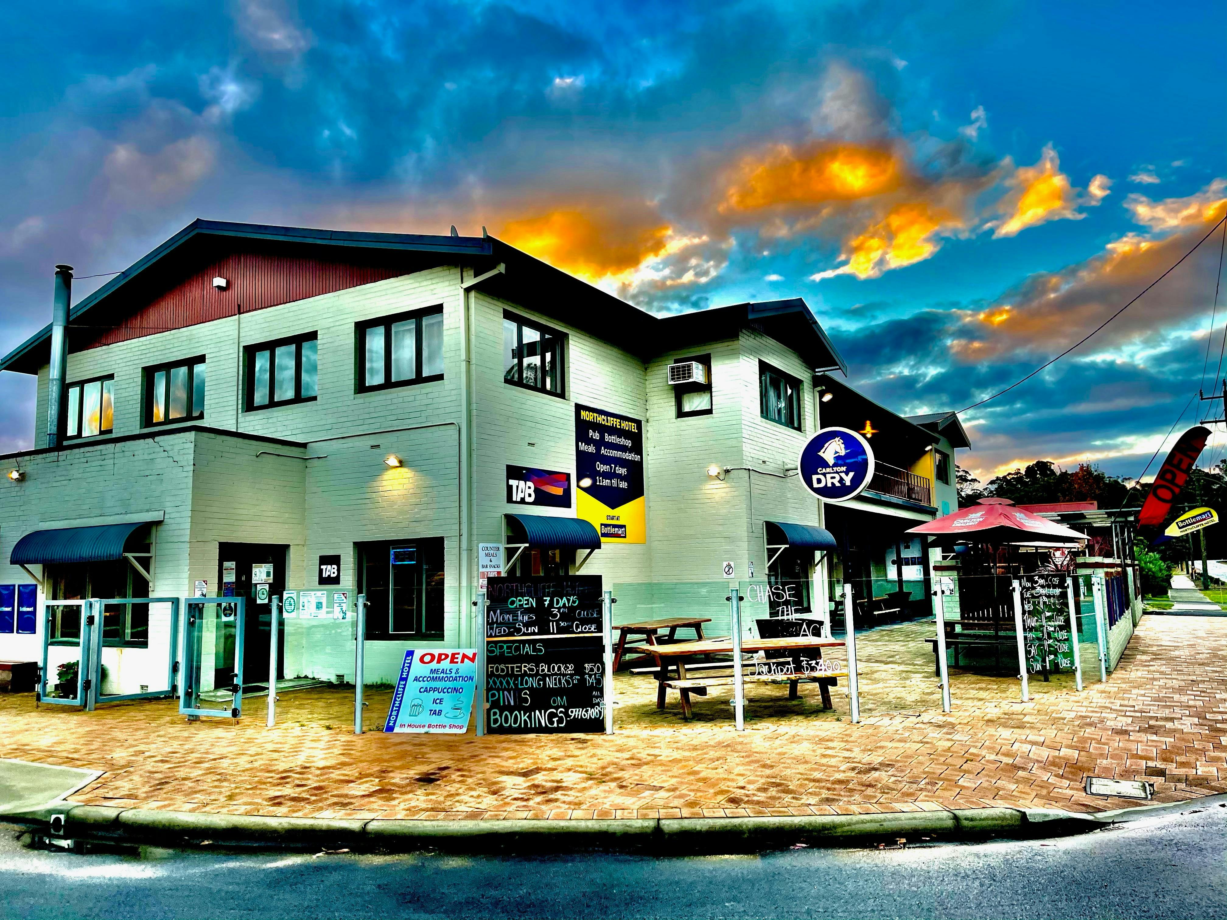 Northcliffe Hotel and Motor Inn