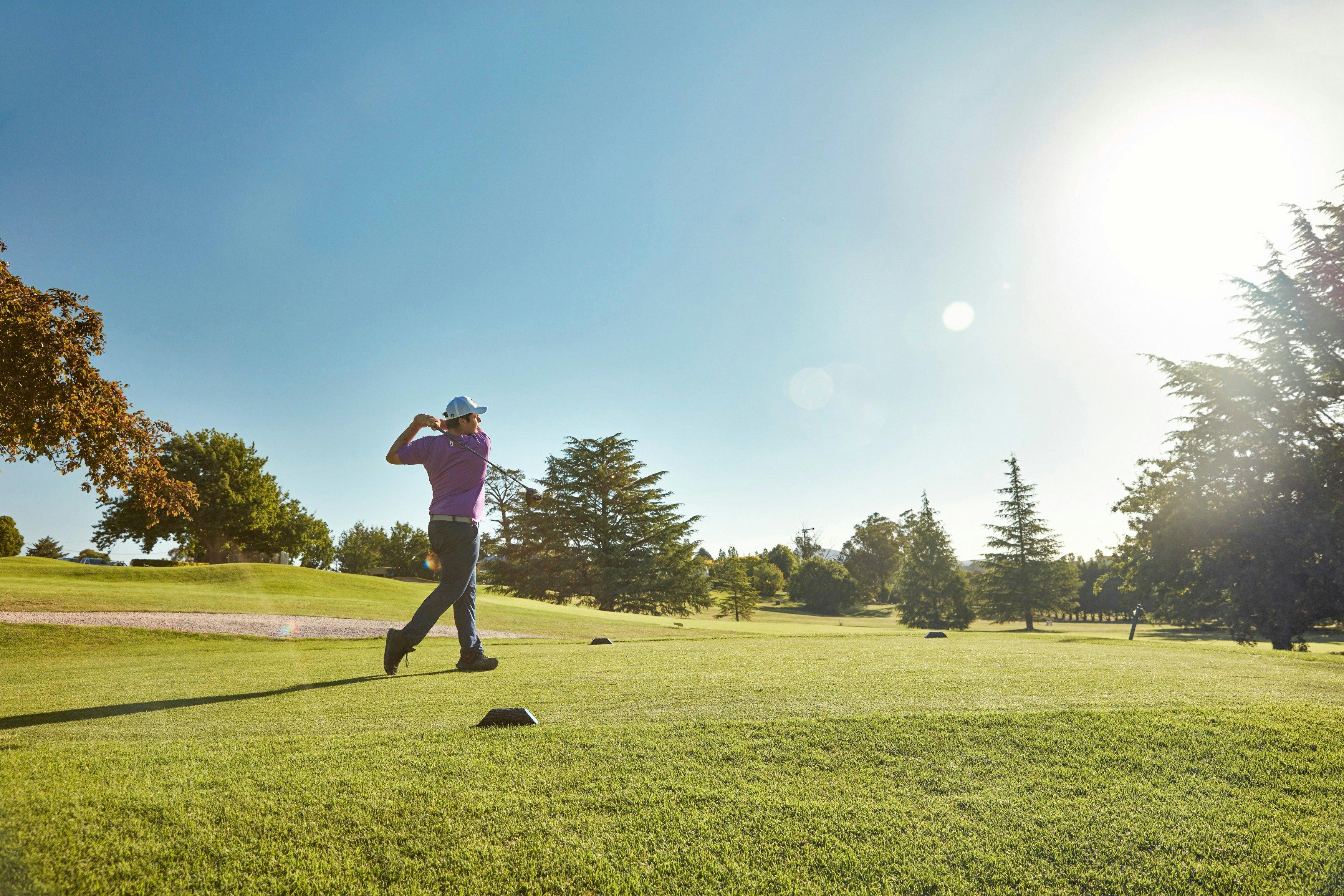 Wentworth Golf Club NSW Holidays & Things to Do, Attractions and Events