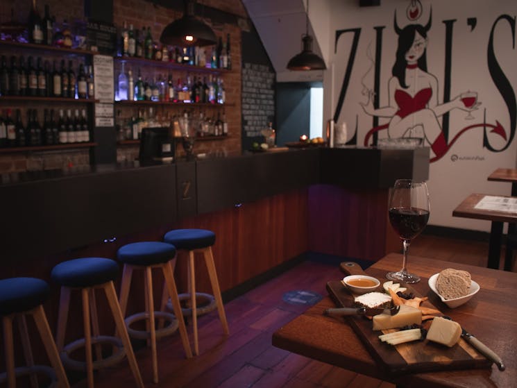 Zigi's Wine Bar