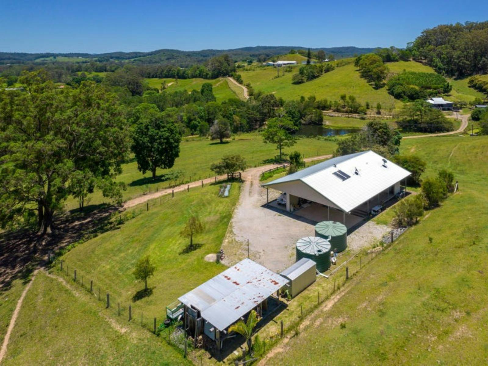 Hinterland Hideaway FarmStay