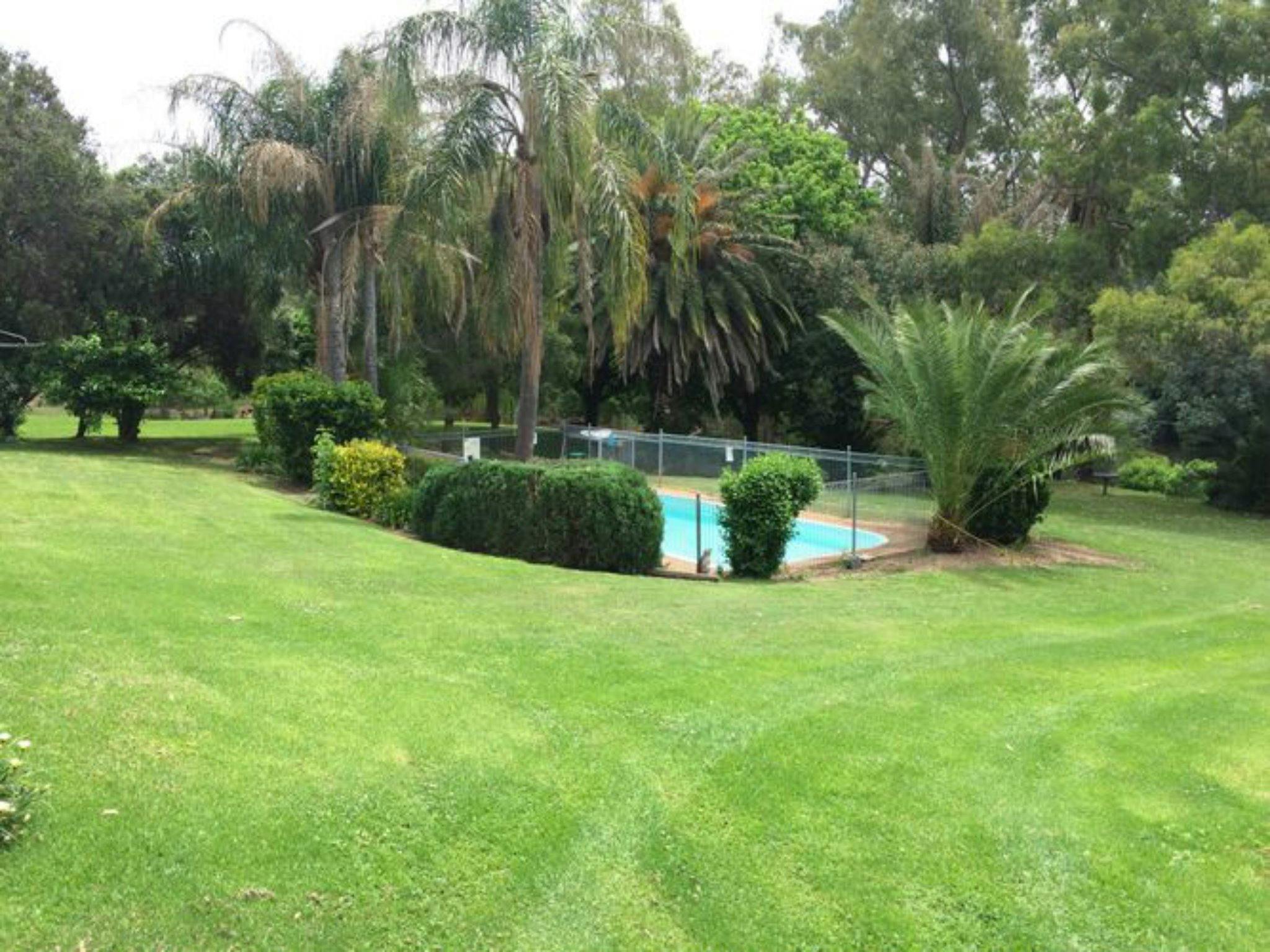 Bridge Motel Pool Area