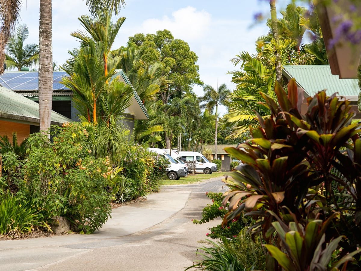 Cabins | Tasman Holiday Parks - South Mission Beach
