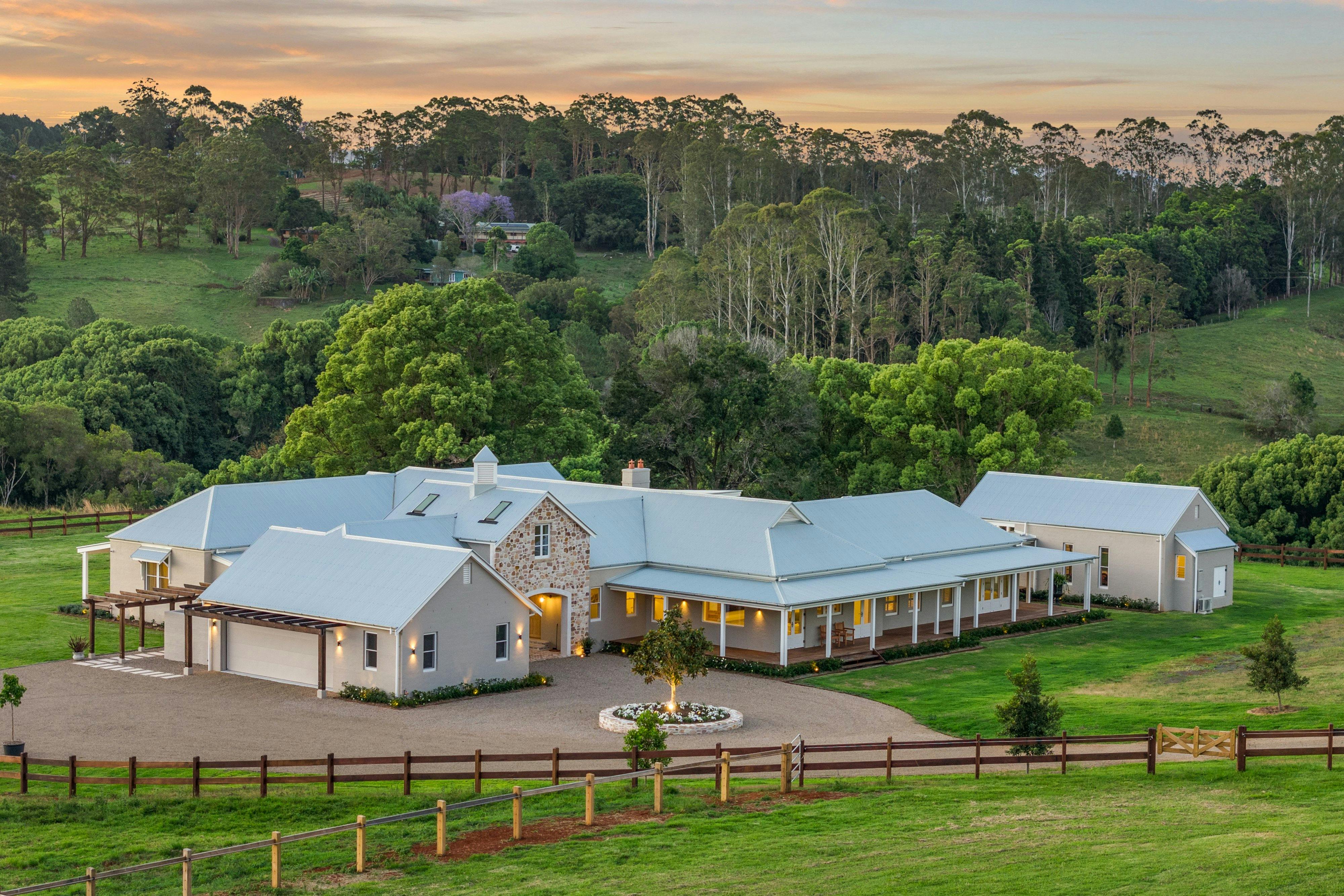 Aerial view of Stonehaven Estate in Possum Creek surrounded by rolling countryside.