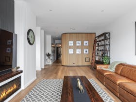 Arthurs On Commercial Mount Gambier Accommodation 2nd Living Area