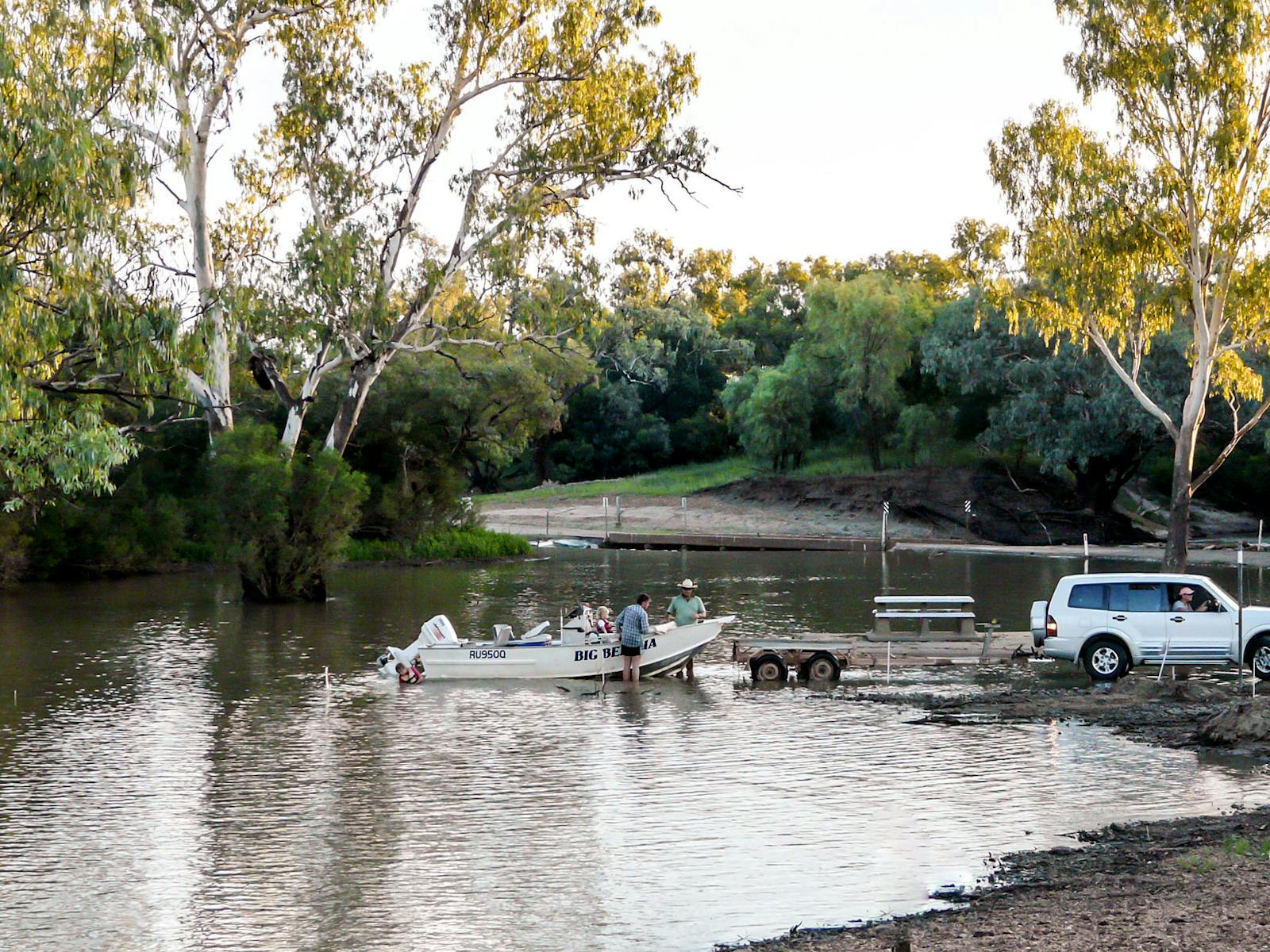 putting a boat in at Oma Waterhole putting a boat in at Oma Waterhole