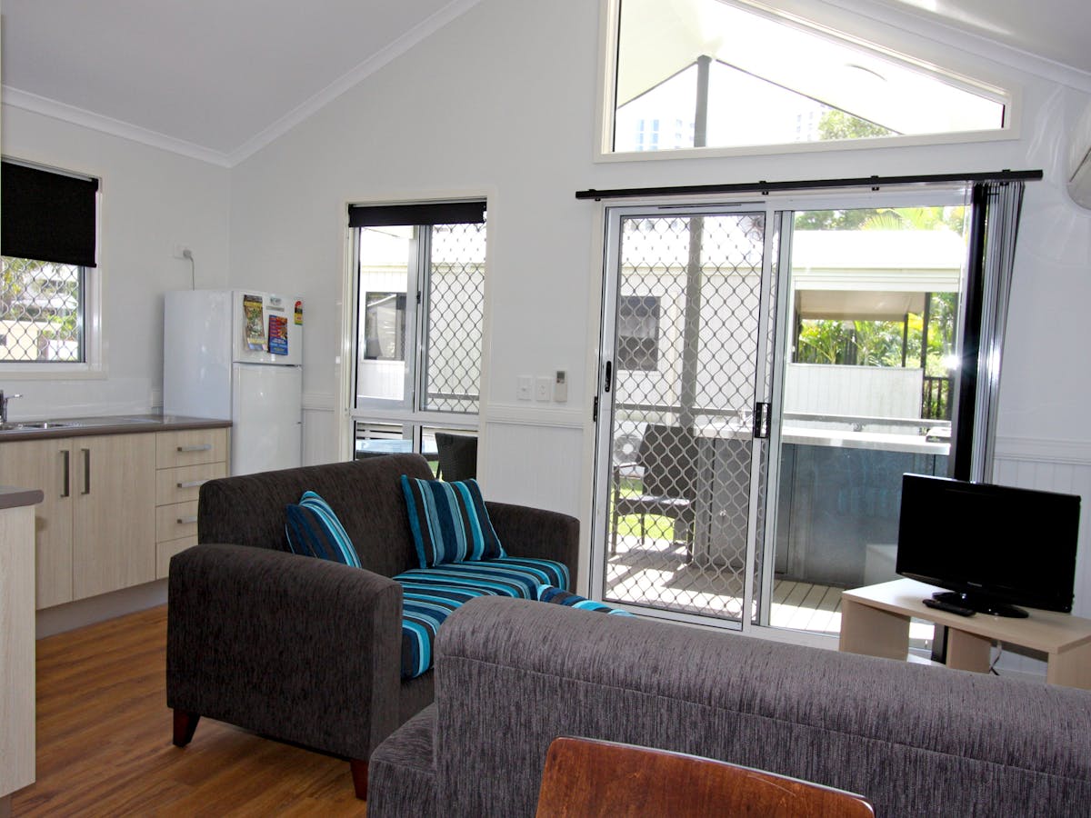 Main Beach Tourist Park Accommodation Queensland