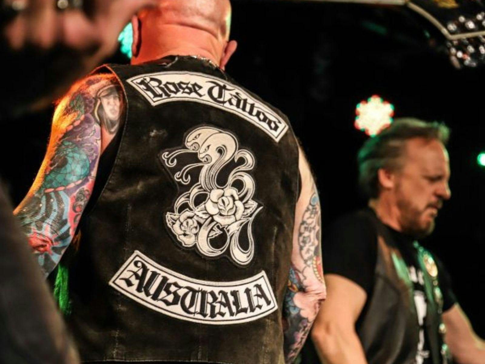 Angry Anderson on stage