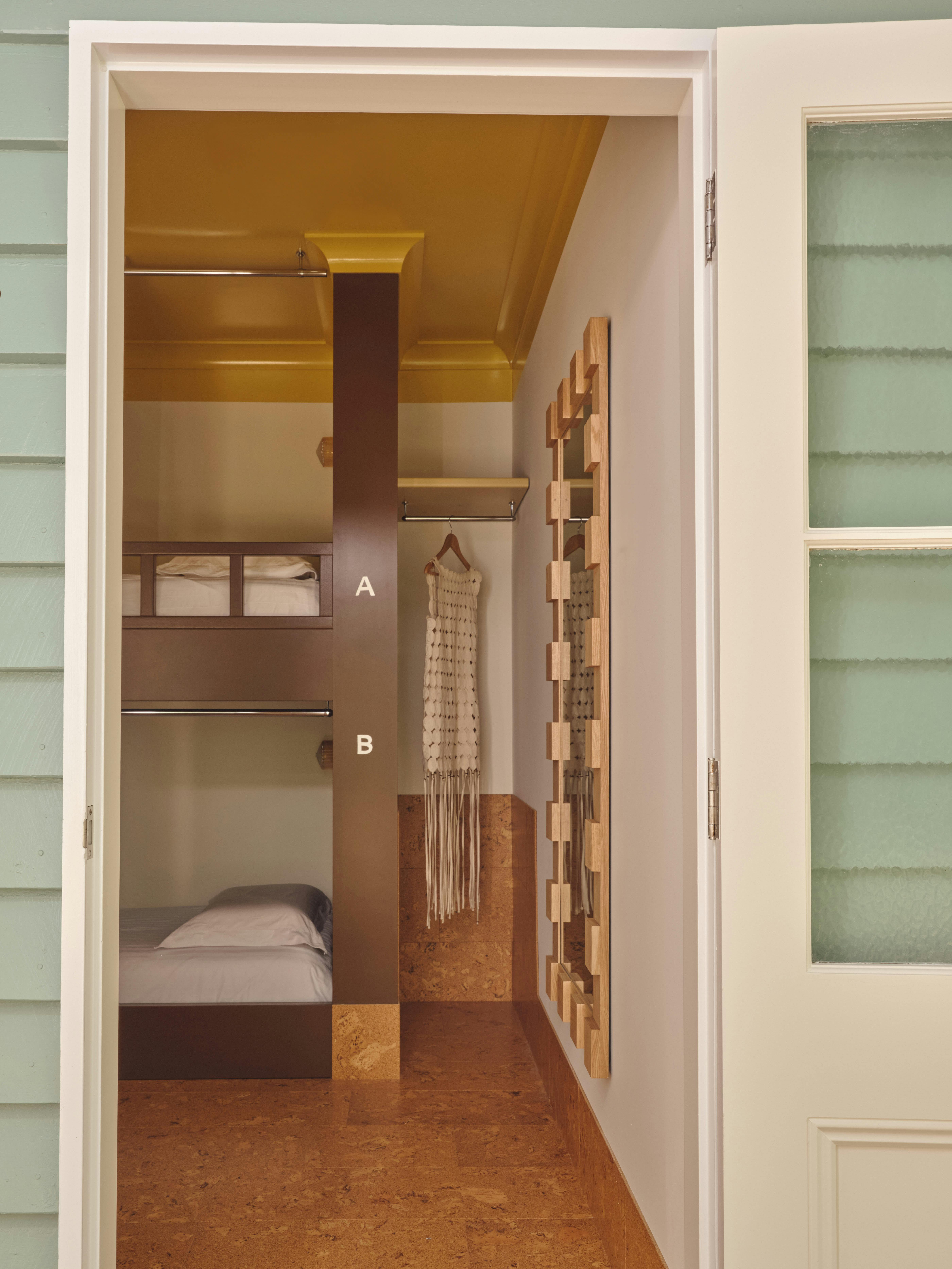 Bed in Mixed Dormitory