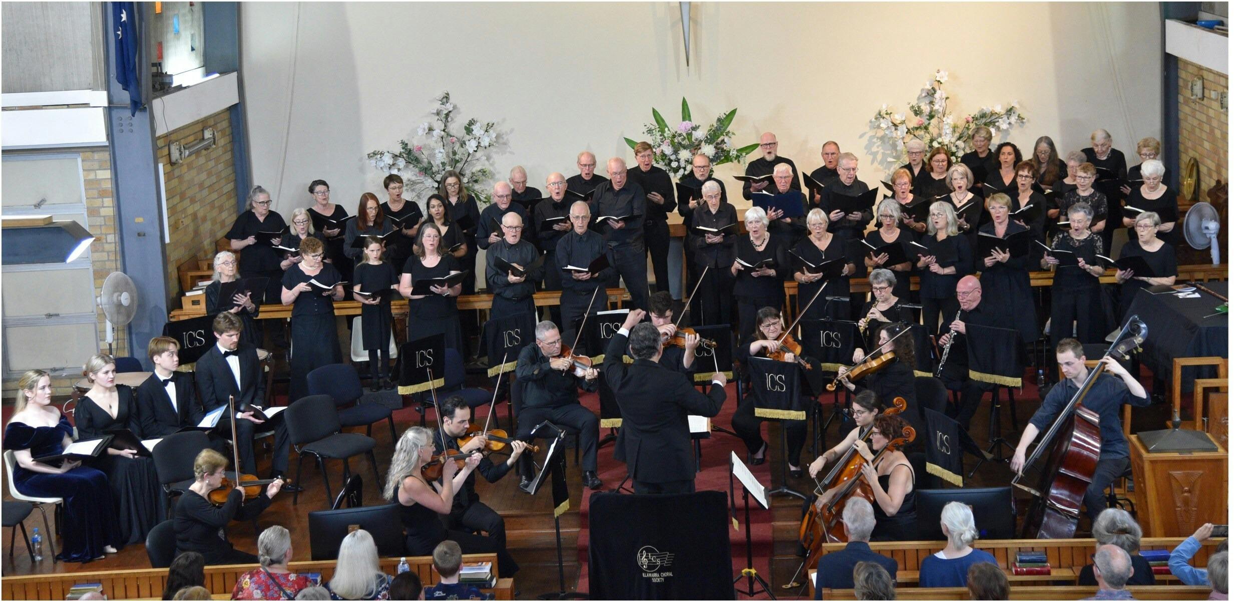 members of the Illawarra Choral Society performing