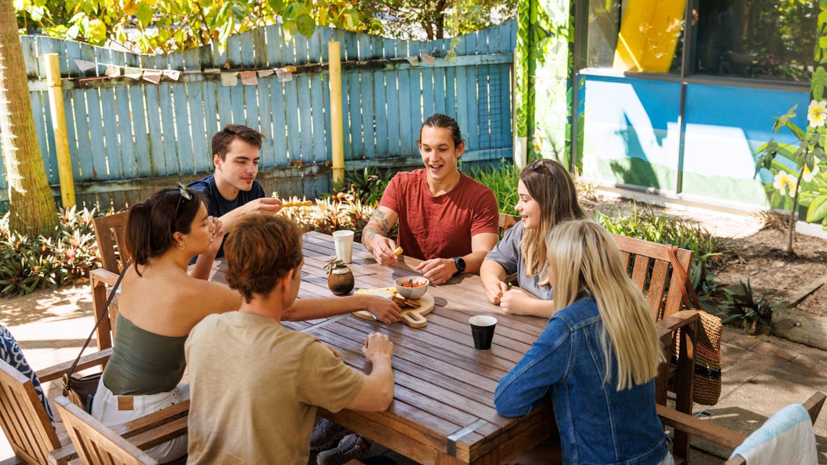 YHA Coolangatta outdoors area