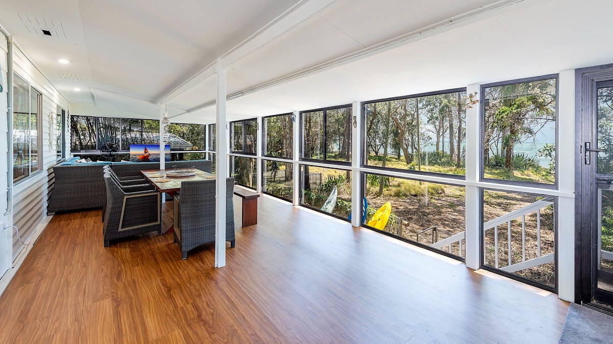 Second living area