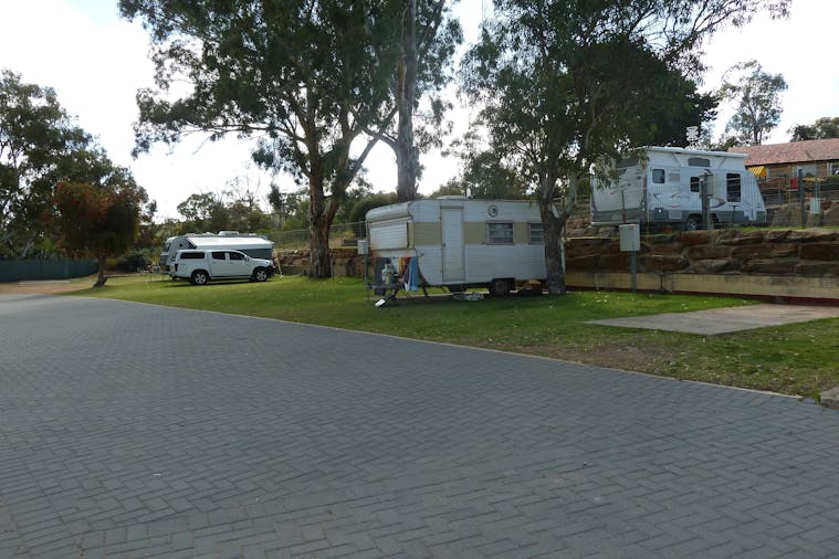 Avoca Dell Caravan Park