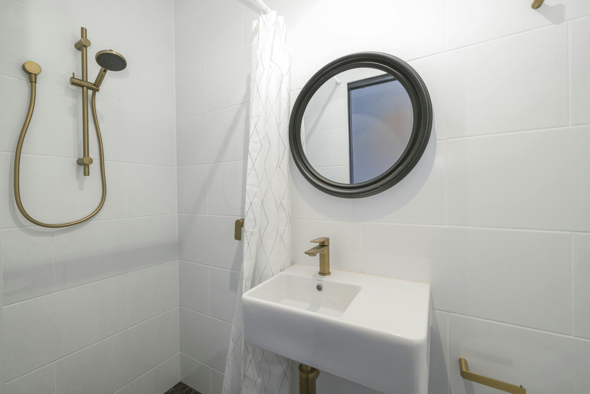 Bathroom Royal Hotel Bungendore