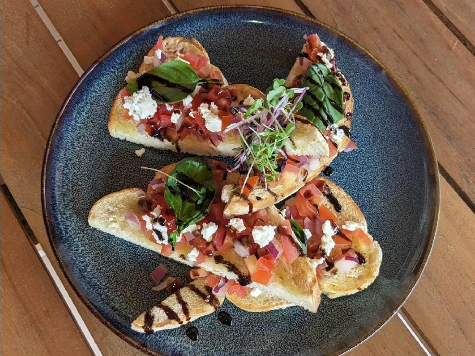 Coutts Tavern Food