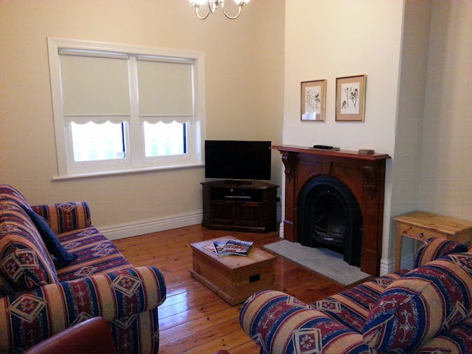 Phoenix Cottage