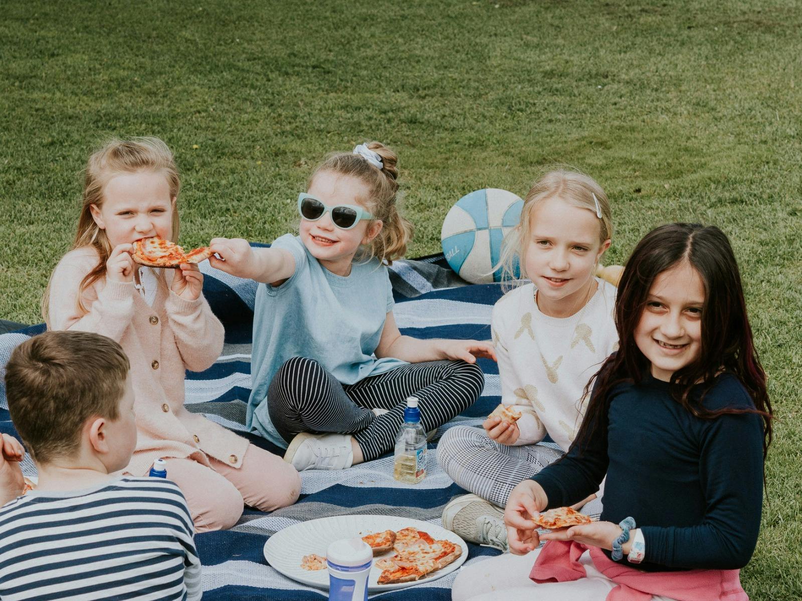 Wood-Fired Pizza & Live Tunes at Raidis Estate | 8th March 25