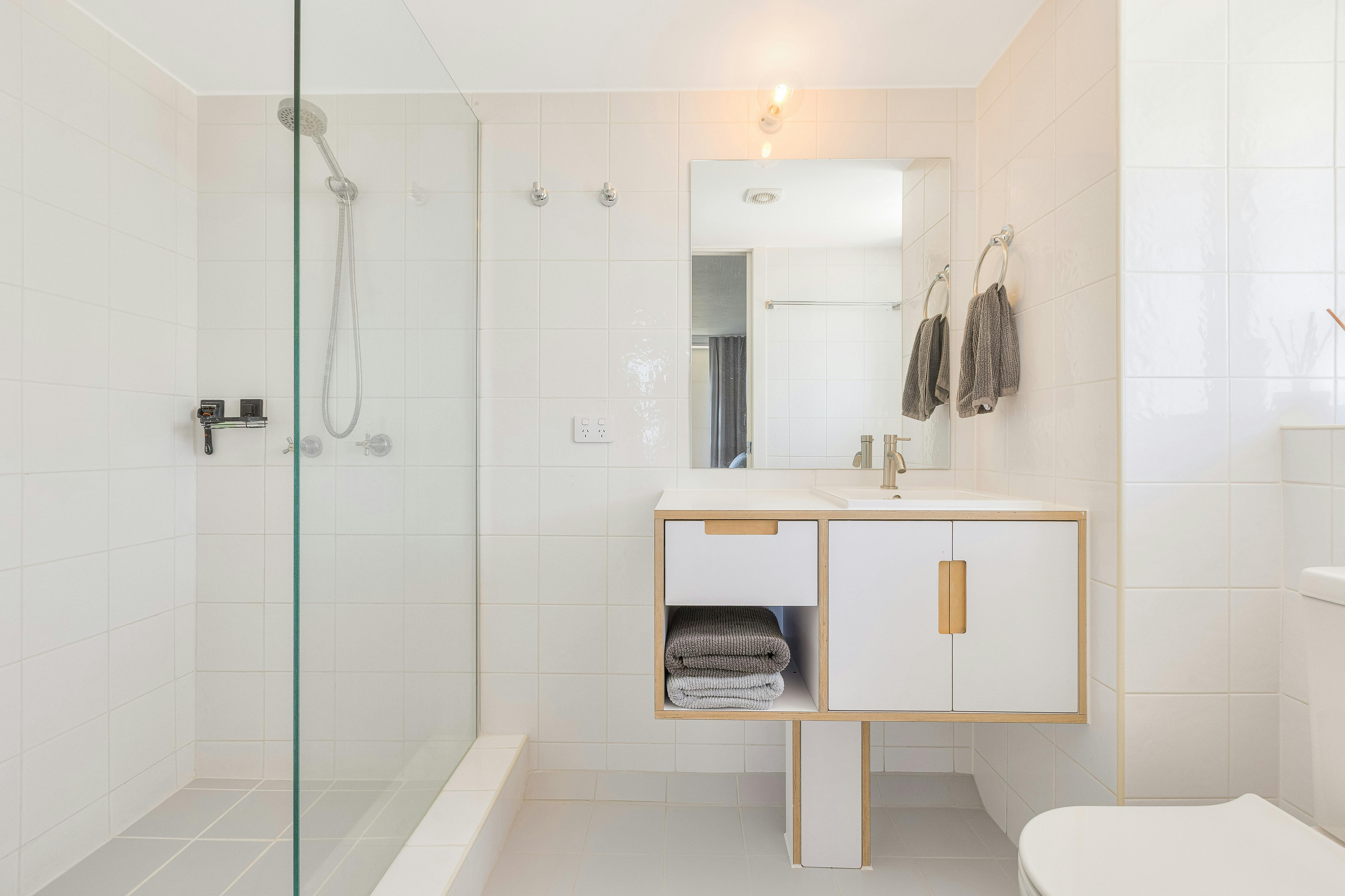 Ensuite bathroom with Shower