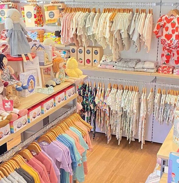 Baby outlet stores online top