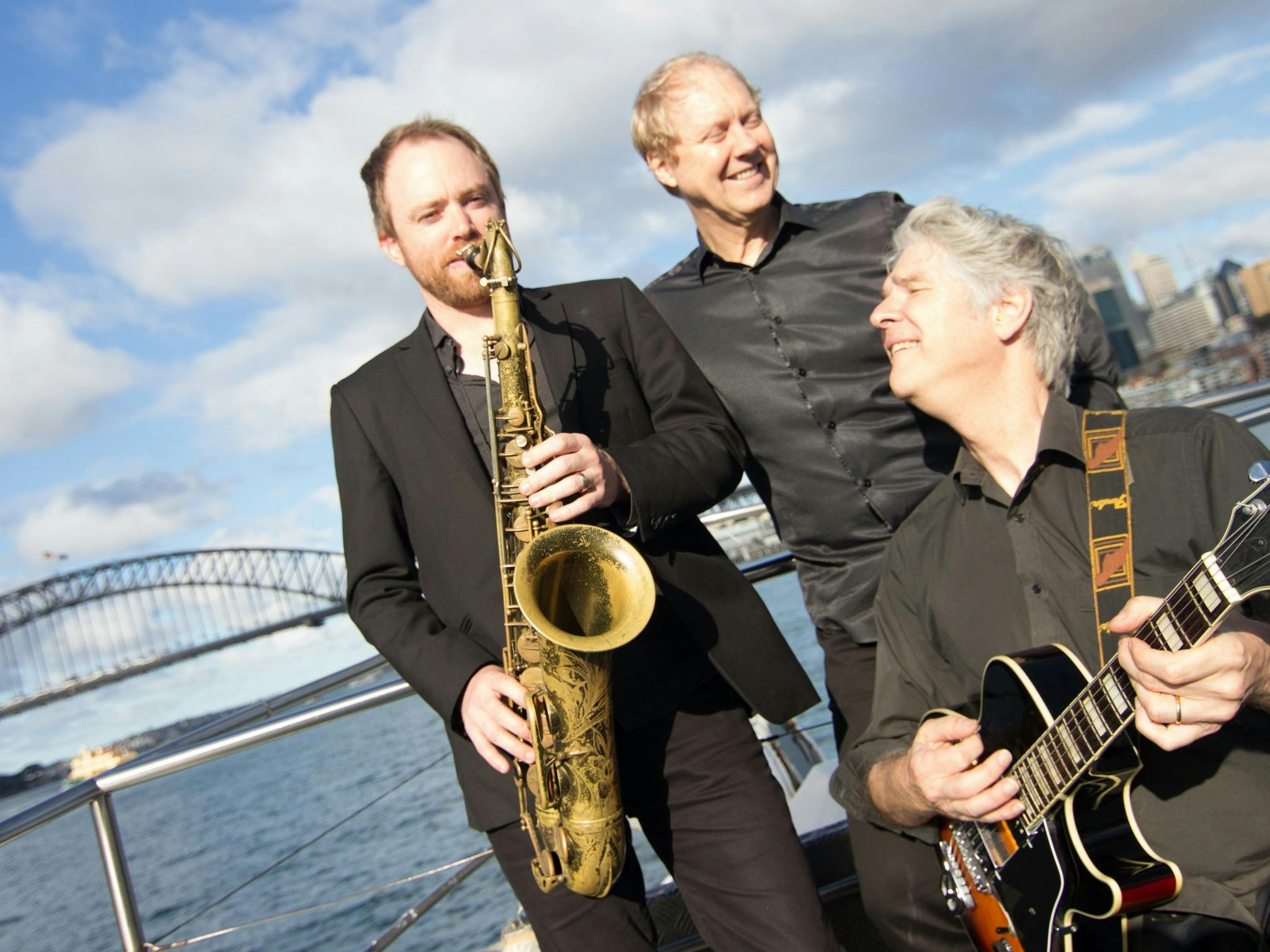 Sydney Harbour Seafood and Carvery Lunch Cruise