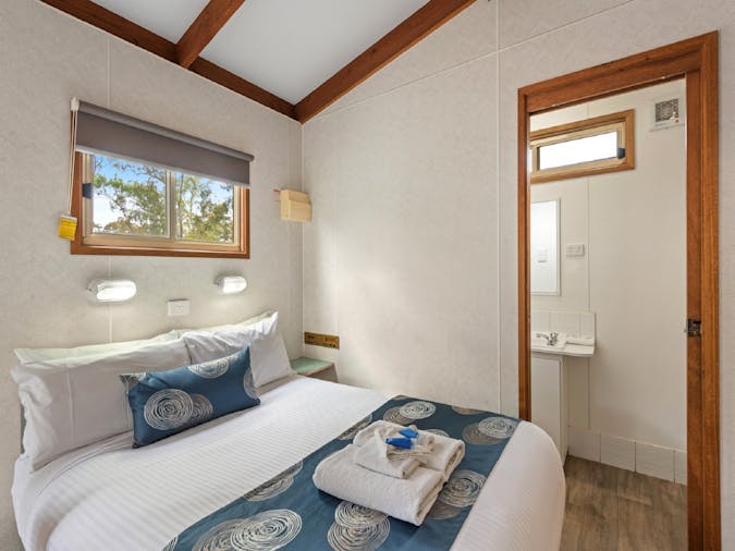 Economy En suite Cabin