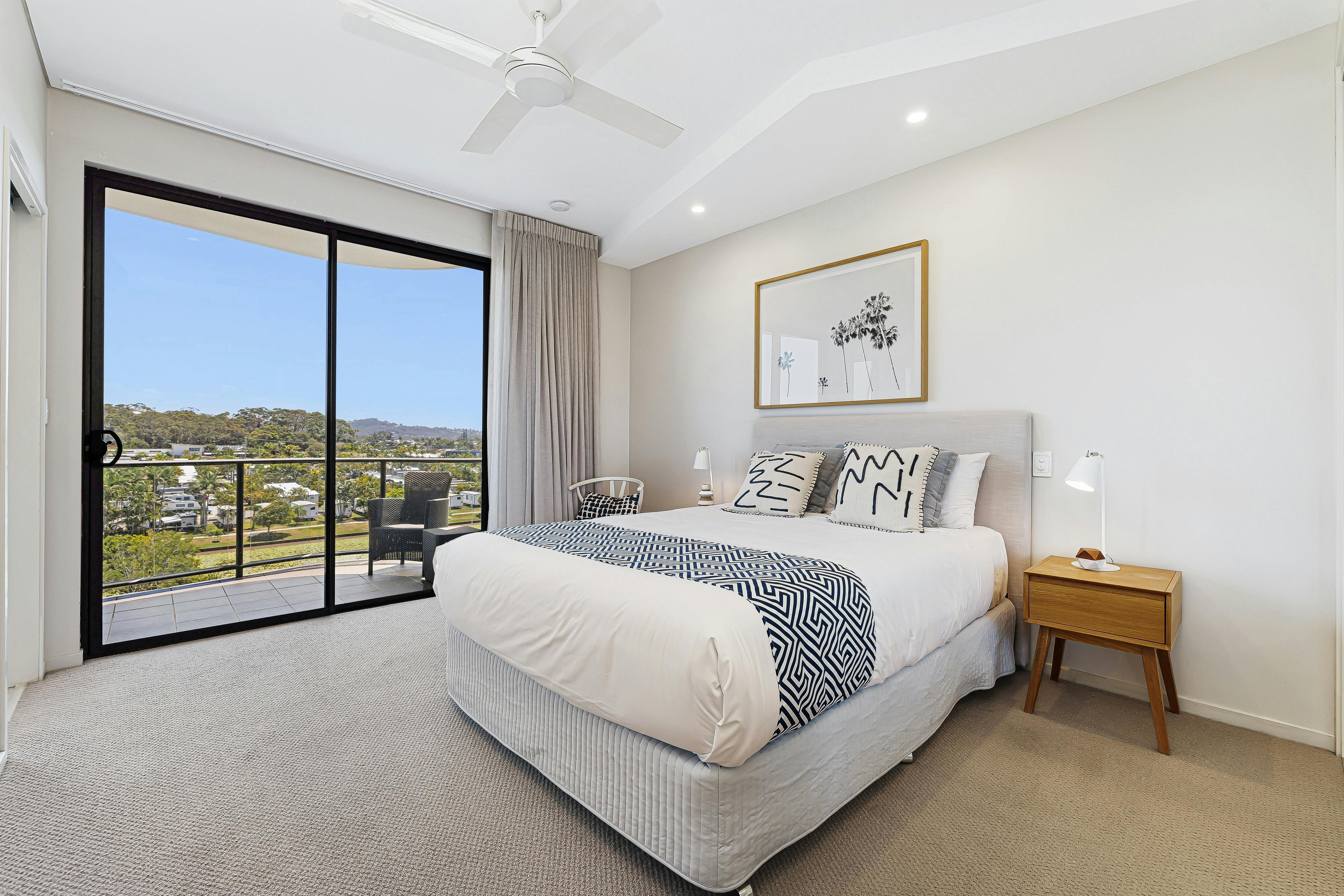 Meridian Alex Beach - Bedroom