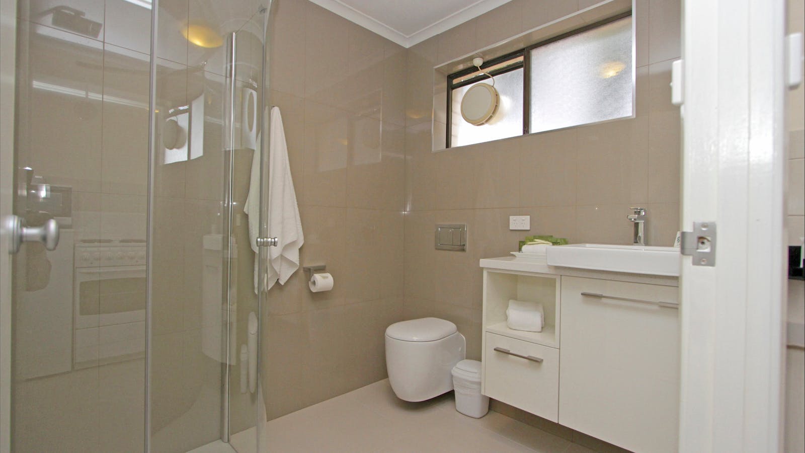 Grosvenor Court Apartments