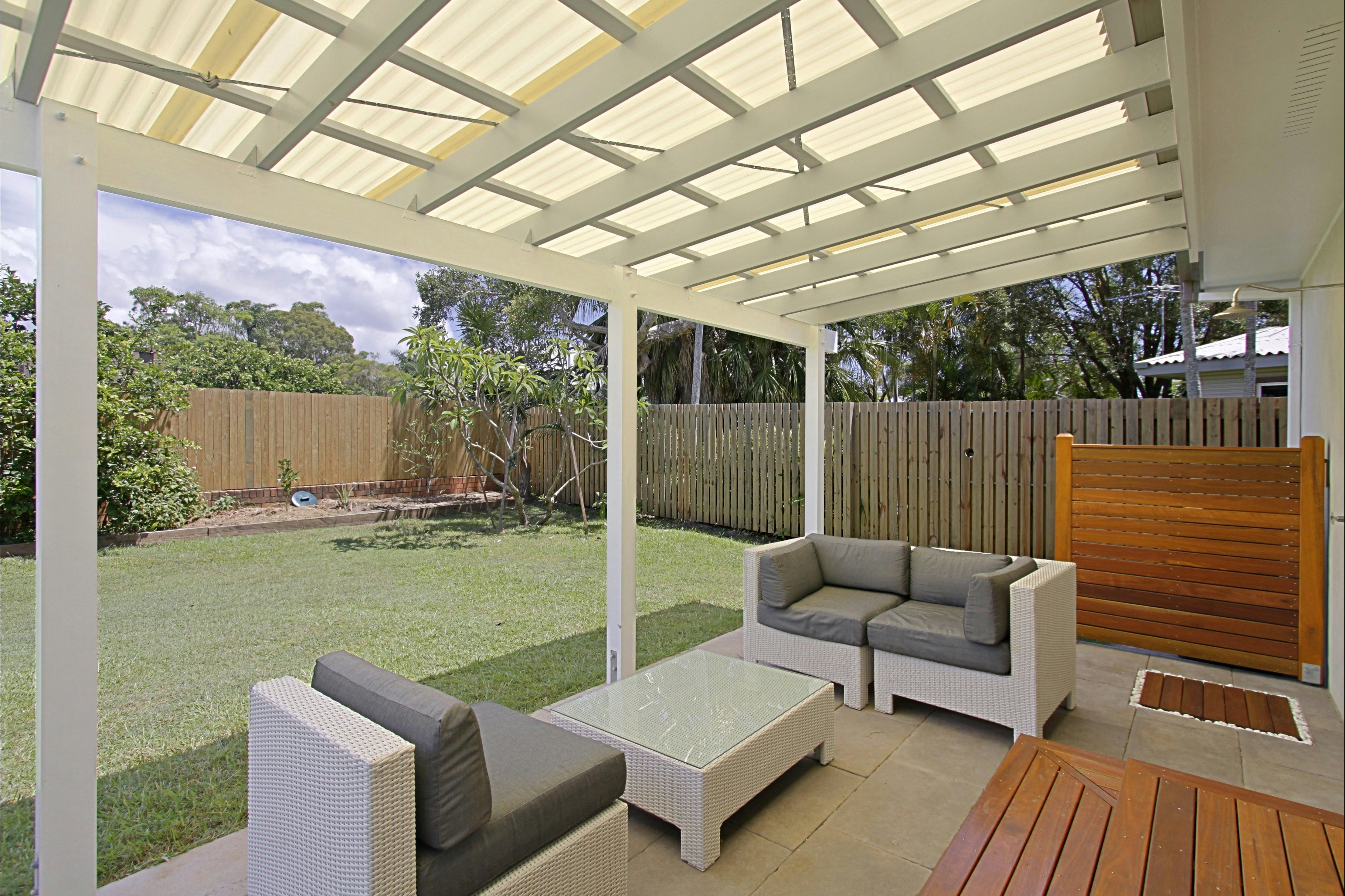 Mi Casa - Outdoor Setting