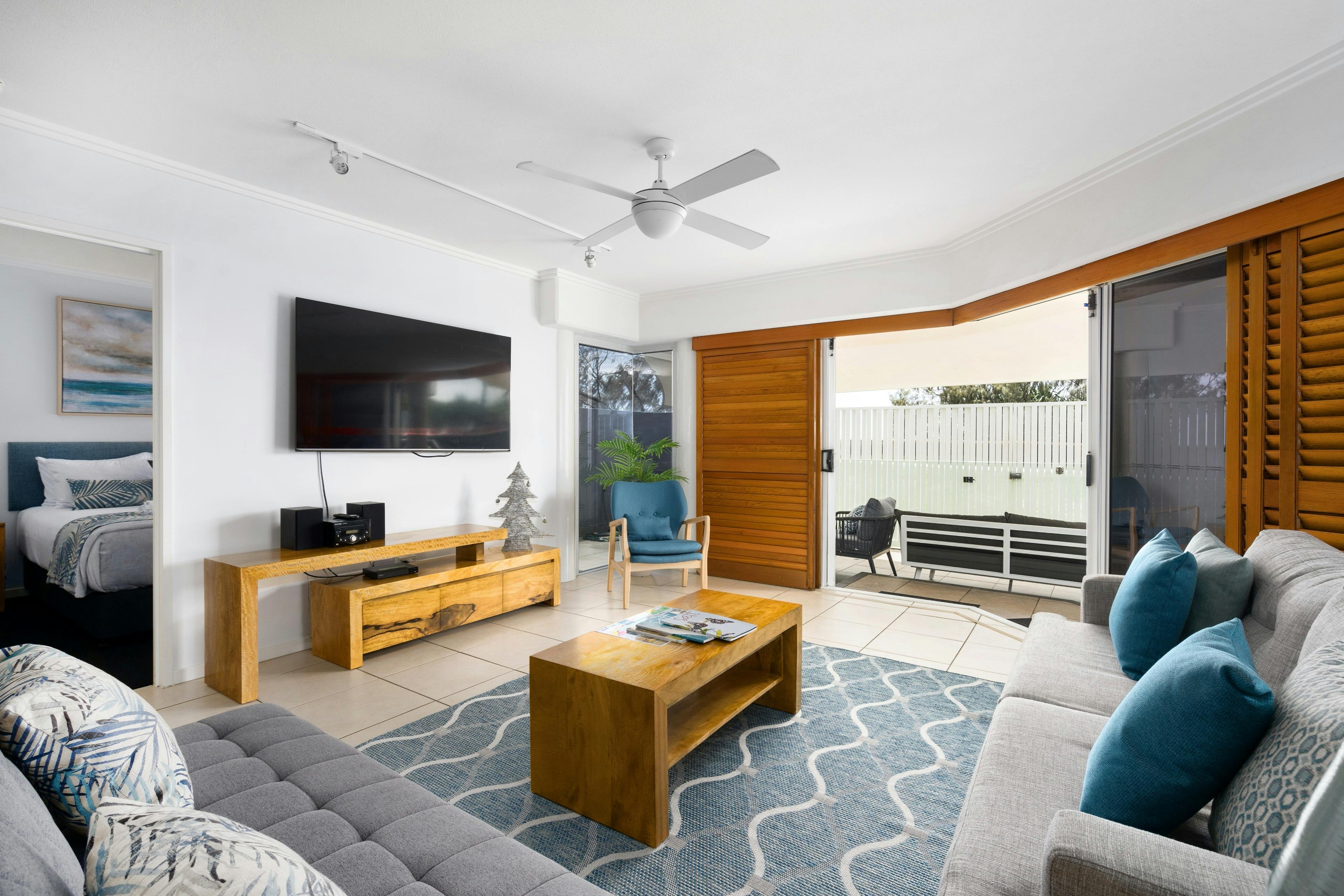 2 Bedroom Oceanfront Courtyard