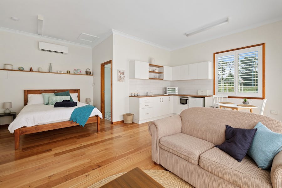 Bed, Kitchenette and Living