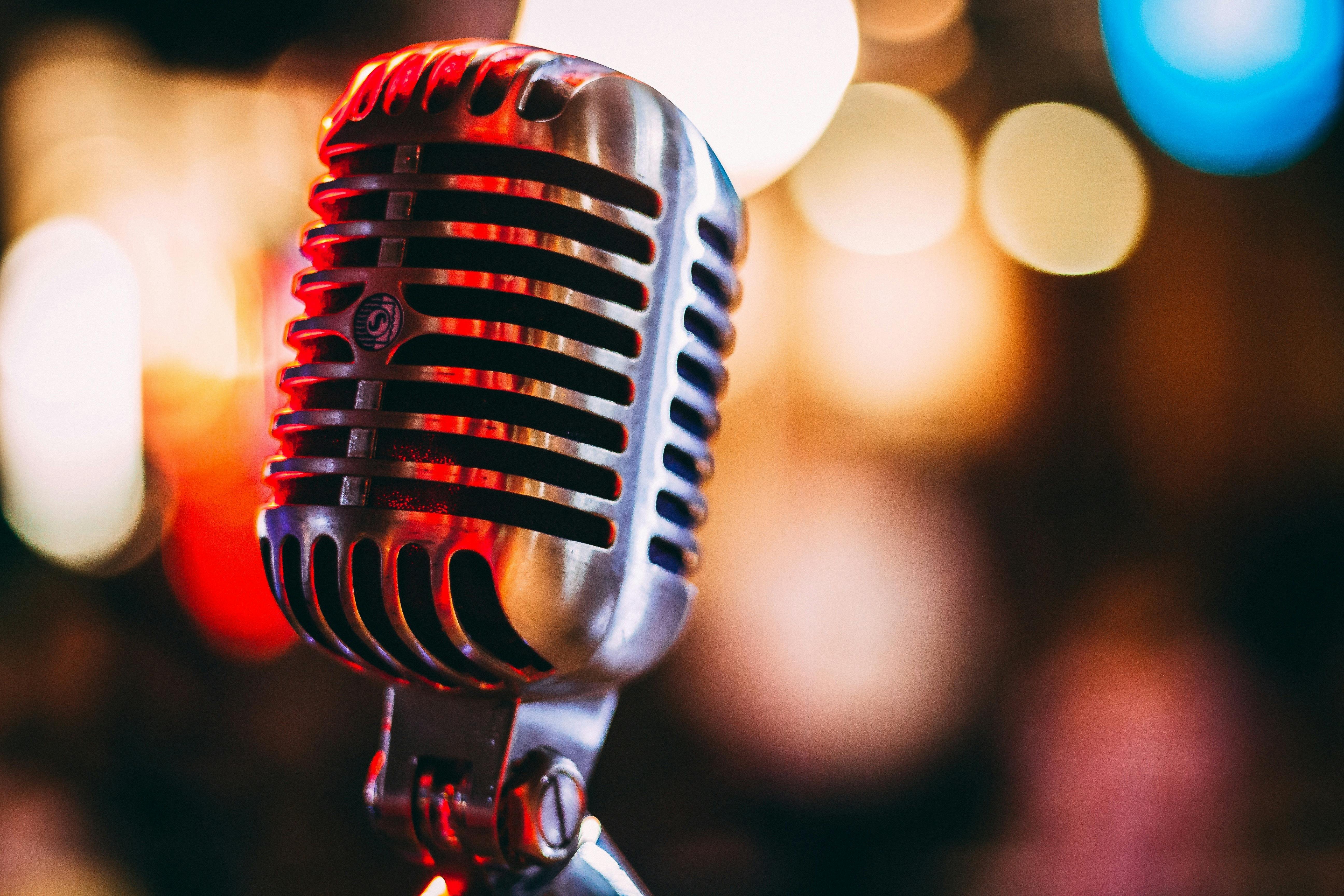 Jingle in the Bay Open Mic
