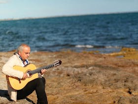 Thomas Lorenzo Composer Guitarist Melbourne Concerts