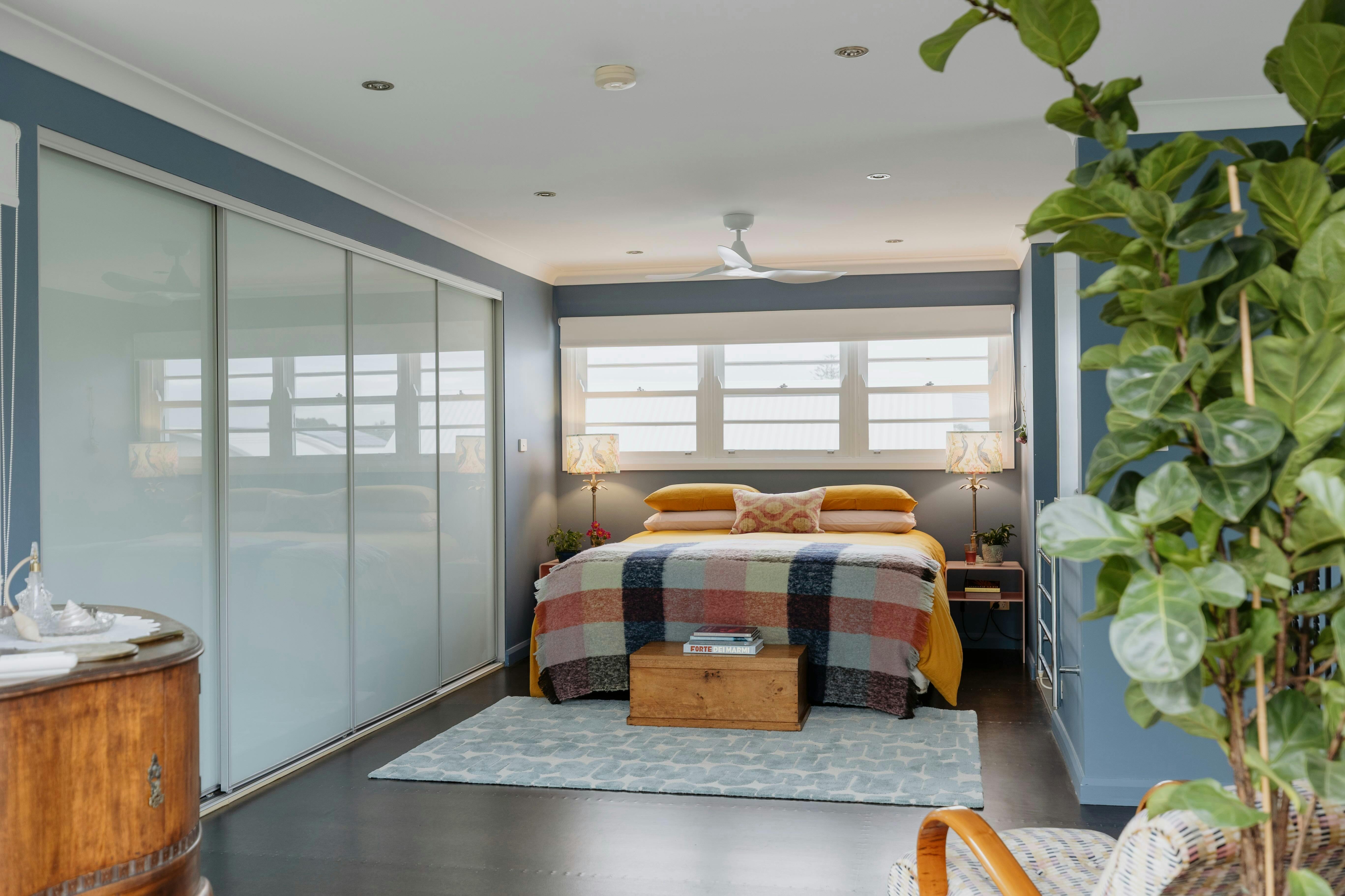 King sized bed with ensuite.