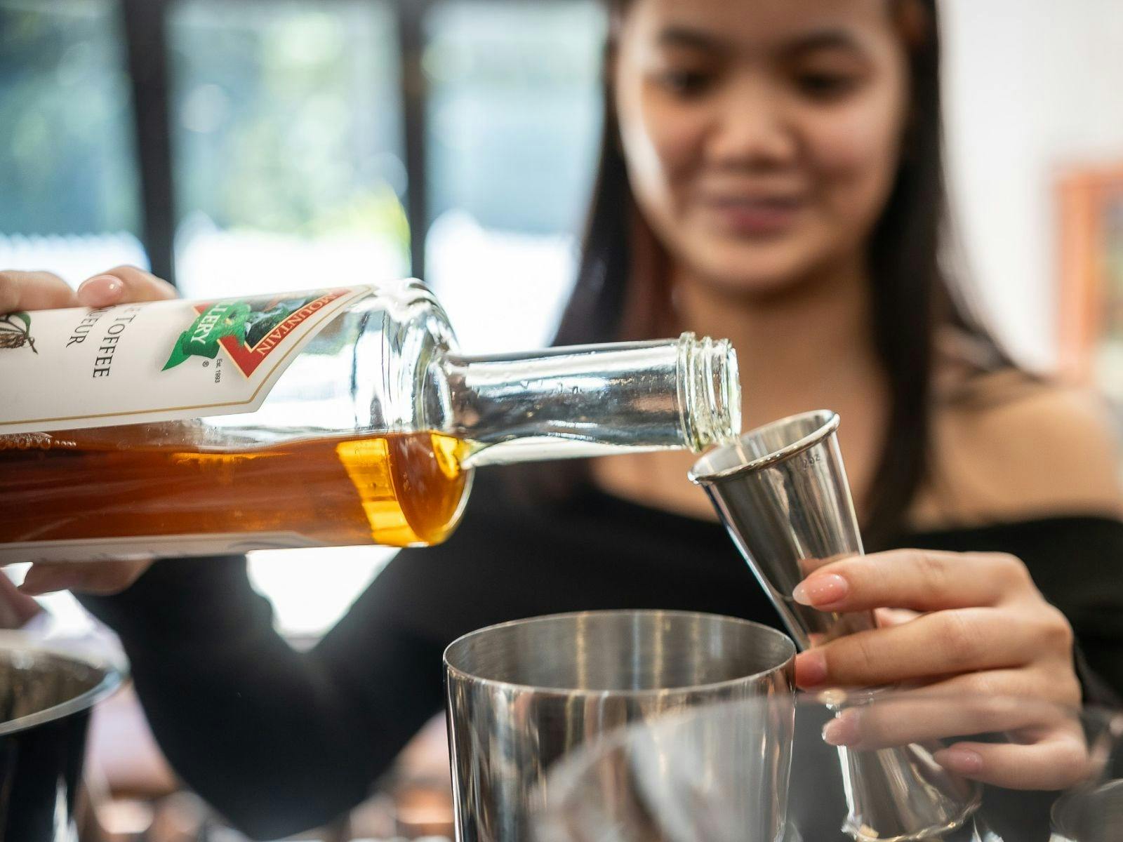 Craft Your Own – Cocktail Masterclass