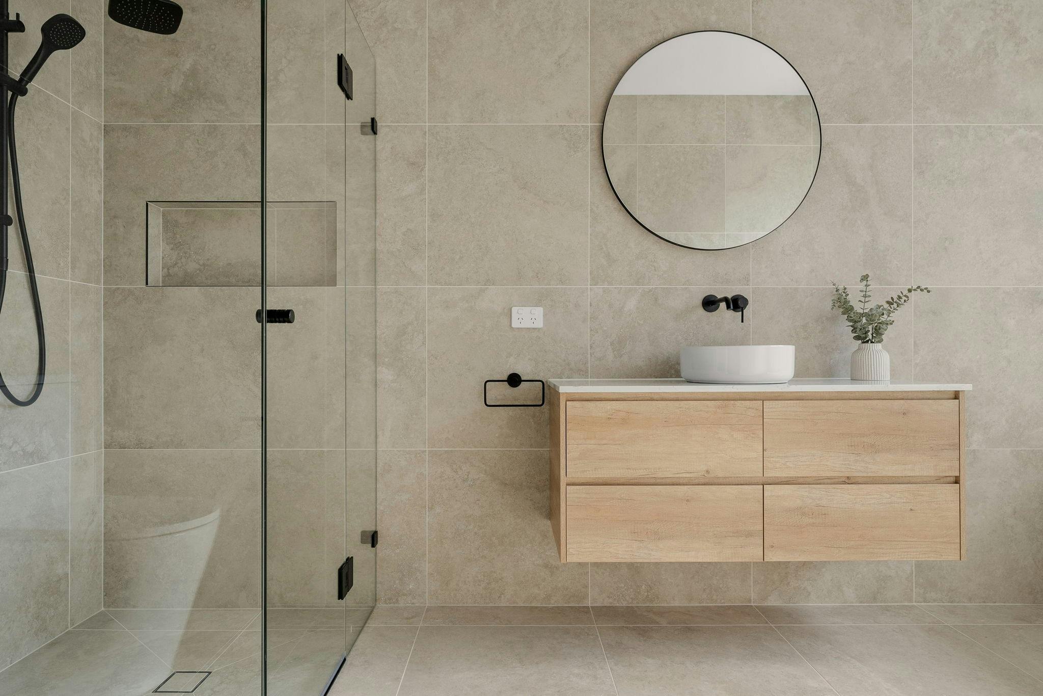 Main bathroom with large vanity, shower and bath