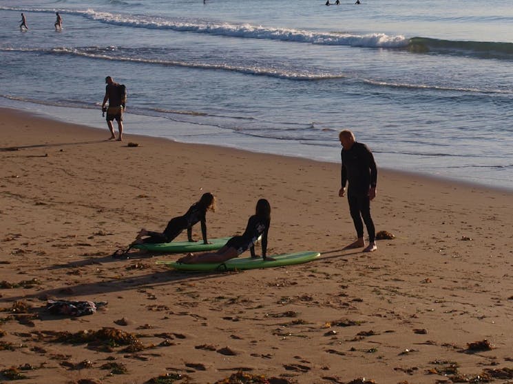 Surfing 201: How To Do a Carving 360 Like a Pro