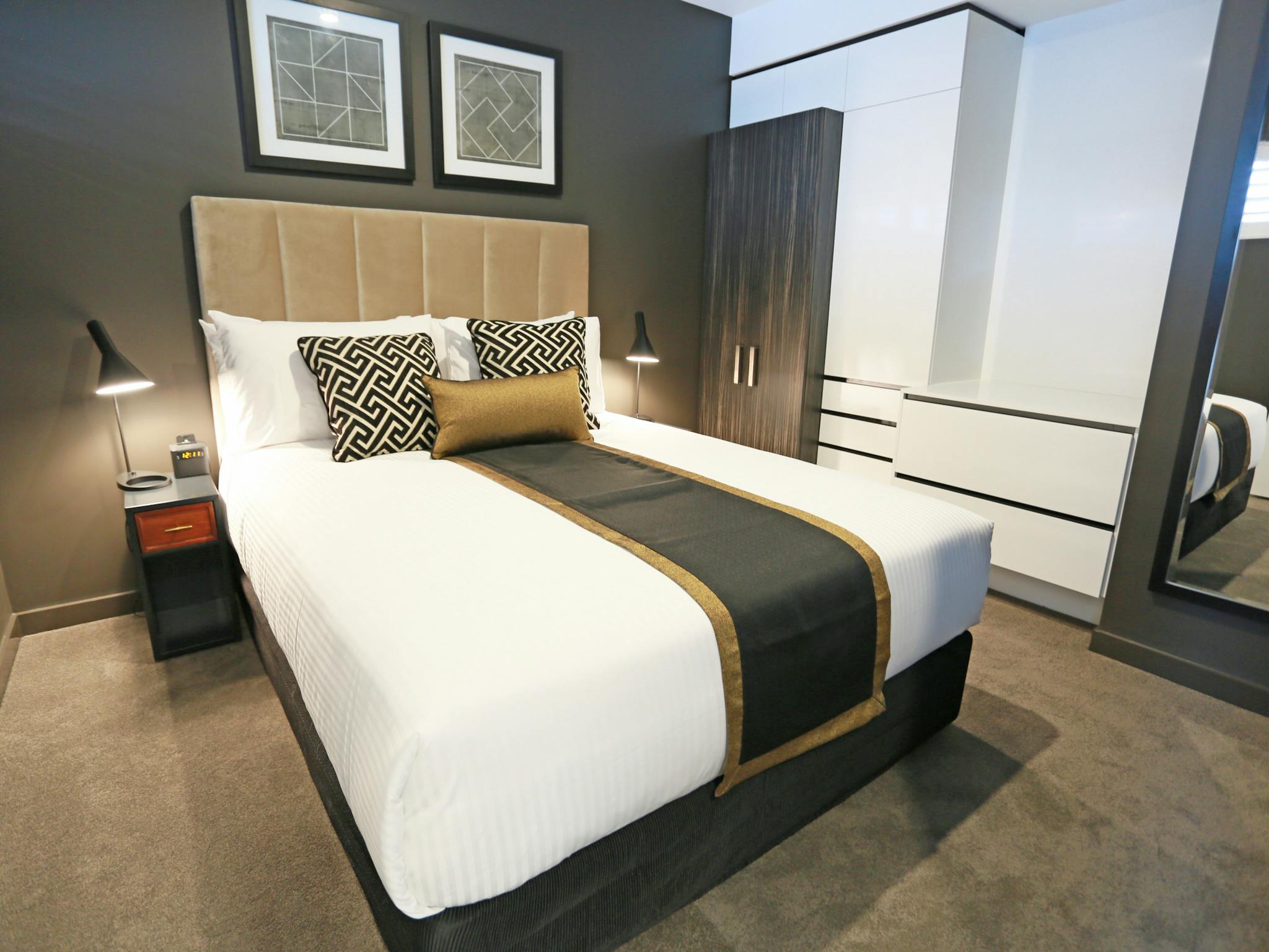 1 Bedroom Apartment - Bedroom is internal in the room layout 1 Bedroom Apartment - Bedroom is internal in the room layout