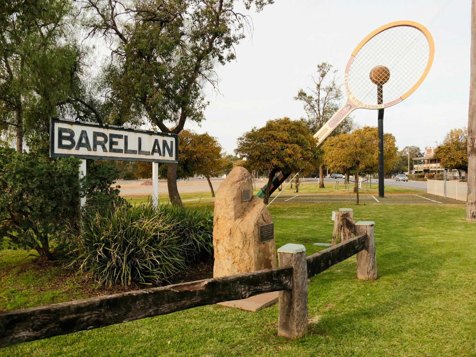 巴雷兰的大网球拍