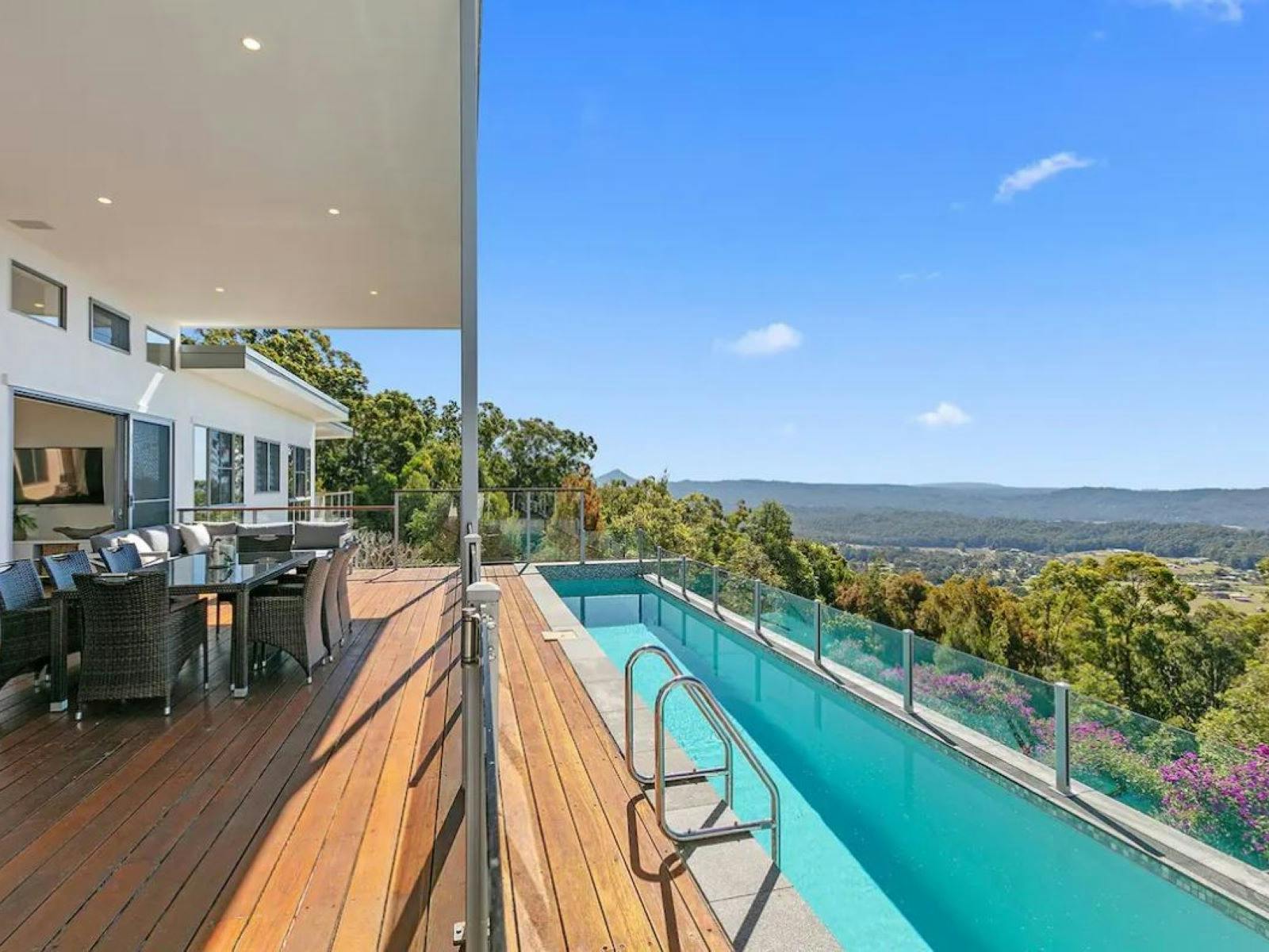 Stunning views of the valley and beyond to the coastline Stunning views of the valley and beyond to the coastline