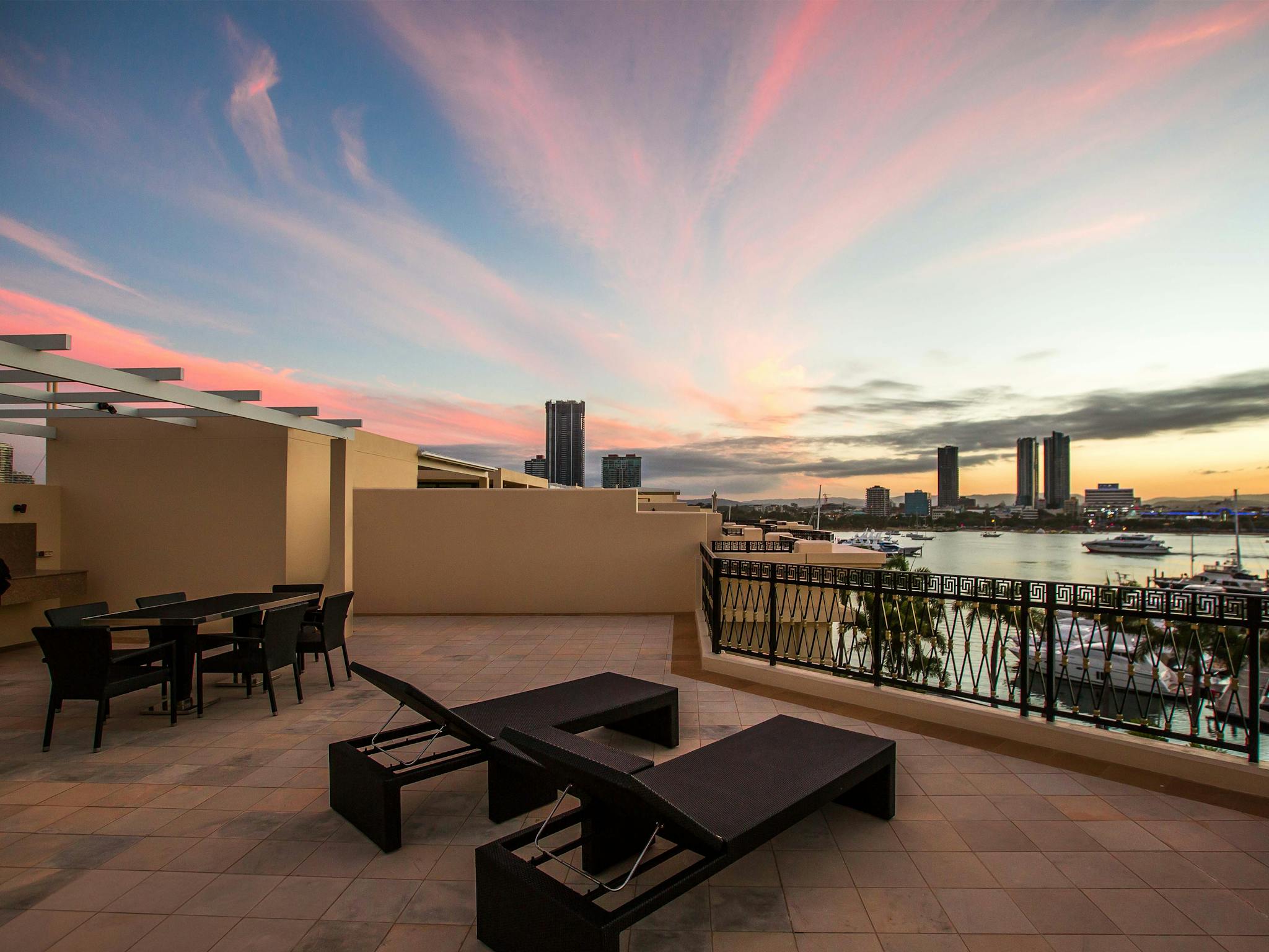 Rooftop Condo Rooftop Condo